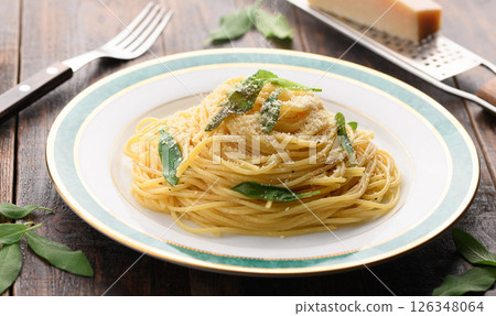 Sage butter pasta (butter and sage pasta) Sage butter pasta (butter and sage pasta) 126348064