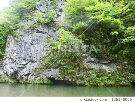 Geibi Valley (Toun Rock) in Ichinoseki City, Iwate Prefecture Geibi Valley (Toun Rock) in Ichinoseki City, Iwate Prefecture 126348099
