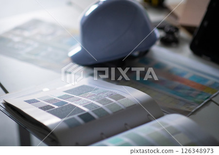 建築案頭工作 126348973