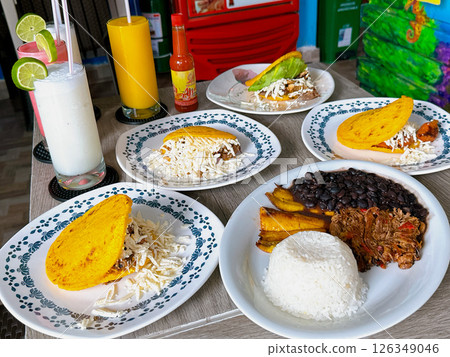 Colombian cuisine: Arepa 126349046