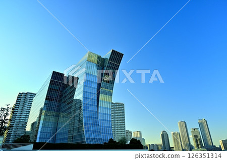 橫濱港未來城市景觀夜景 橫濱港未來城市景觀夜景 126351314