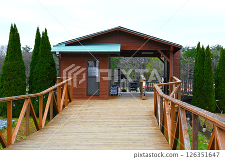 Lake Yamanaka Flower City Park view Lake Yamanaka Flower City Park view 126351647