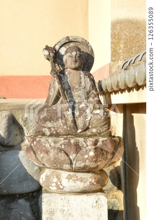 石佛(鹽船寺、山門旁 / 東京都青梅市鹽船120) 石佛(鹽船寺、山門旁 / 東京都青梅市鹽船120) 126355089