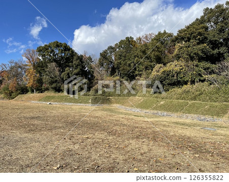 Imashirozuka Tomb in Takatsuki City 126355822