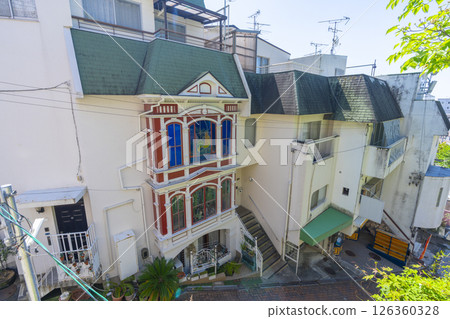 Kobe Kitano Ijinkan District: Thomas Hill 126360328