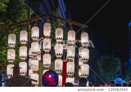 夏季京都祇園祭山鉾燈籠 126362442