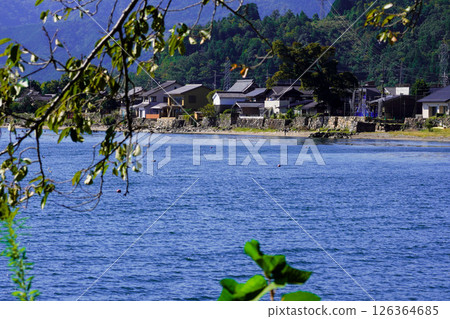 琵琶湖西側的鄉村風光 琵琶湖西側的鄉村風光 126364685