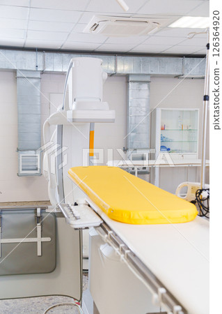 Angiograph in the medical office. Modern medicine. 126364920