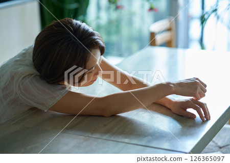 Middle-aged women feeling tired 126365097