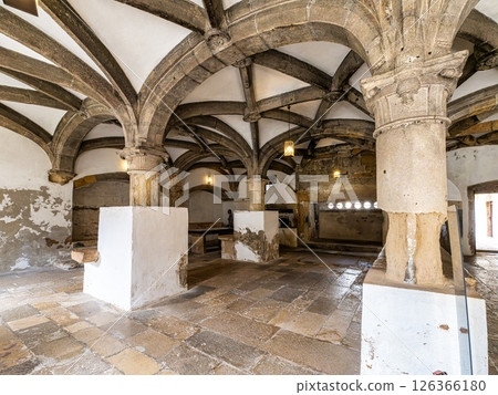 Tomar, Portugal - Mar 12, 2025: Cloister of the Monastery of the Order of Christ, Convento de Cristo in Tomar, Portugal Tomar, Portugal - Mar 12, 2025: Cloister of the Monastery of the Order of Christ, Convento de Cristo in Tomar, Portugal 126366180