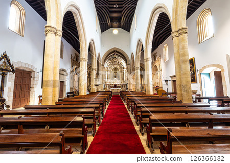 Tomar, Portugal - Mar 12, 2025: Interior of the Igreja de Sao Joao Baptista church in Tomar, Portugal 126366182