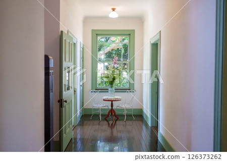 Fresh greenery in Yamate Italian Garden Bluff No. 18, 1st floor corridor Fresh greenery in Yamate Italian Garden Bluff No. 18, 1st floor corridor 126373262