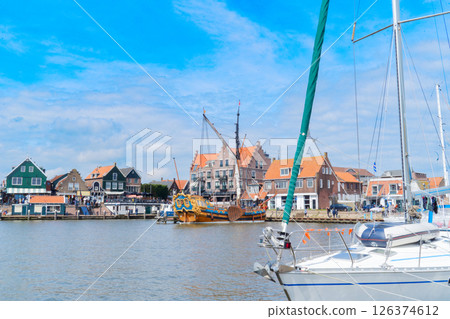 skyline of old town Zaanse Schans 126374612
