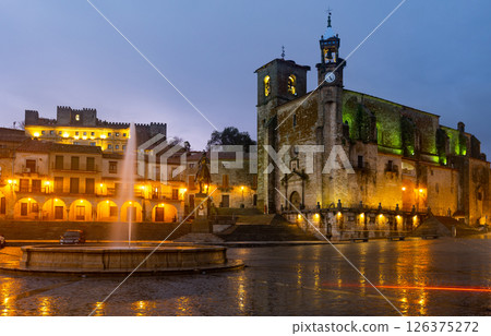 Illuminated Plaza Mayor in evening, Trujillo, Spain 126375272