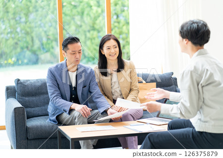Senior couple business negotiations businessman 126375879