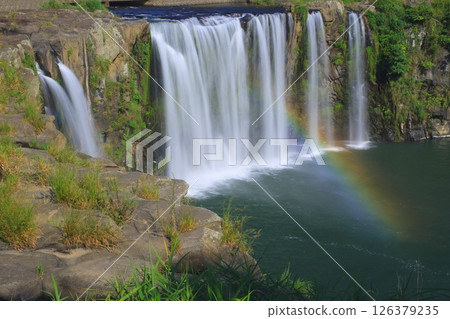 Harajiri Falls in Summer (Bungo Ono City) 126379235