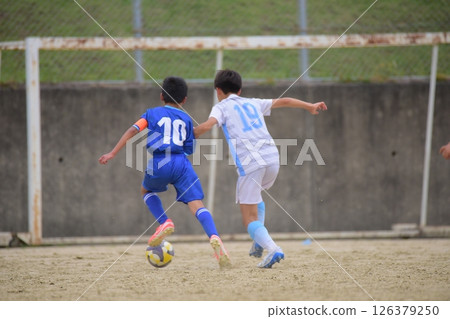 足球比賽，小學生 126379250