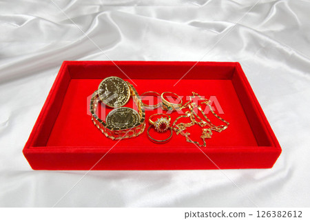 Gold, jewelry, gemstones, buying business Gold, jewelry, gemstones, buying business 126382612