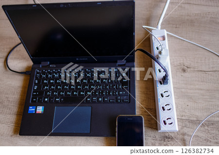 Work from home without worrying about your battery 126382734