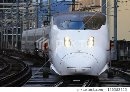 [JR九州]800系“燕”（九州新幹線：熊本站） 126382823