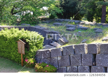 Earthquake-damaged stone walls on display in the inner citadel of Fukui Castle Earthquake-damaged stone walls on display in the inner citadel of Fukui Castle 126384856