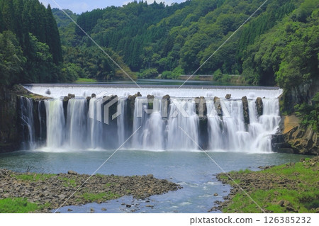 Summer Chindan Falls (Bungo-Ono City) Summer Chindan Falls (Bungo-Ono City) 126385232