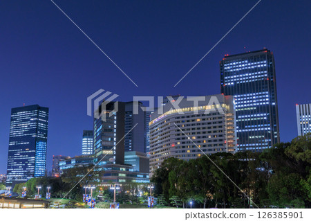 Night view of Osaka Business Park (Chuo-ku, Osaka City, Osaka Prefecture) Night view of Osaka Business Park (Chuo-ku, Osaka City, Osaka Prefecture) 126385901