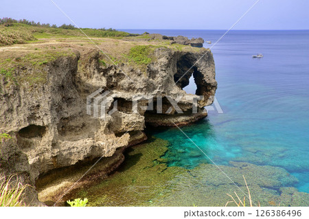 萬座毛(沖繩縣恩納村) 萬座毛(沖繩縣恩納村) 126386496