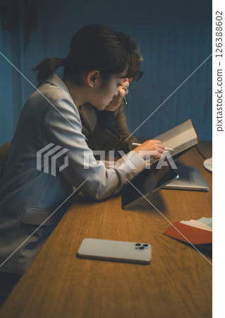 business, parenthood, parent and child 126388602