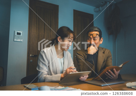 商務 商業 商務人士 126388608