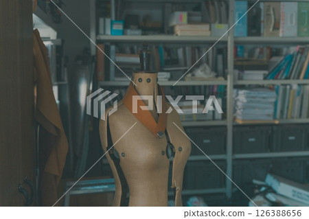 女士軀幹 126388656