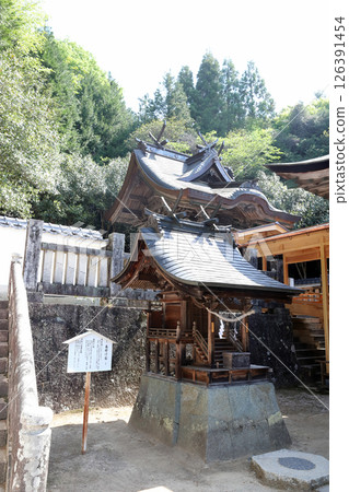 和氣神社本殿（岡山縣和氣町） 126391454