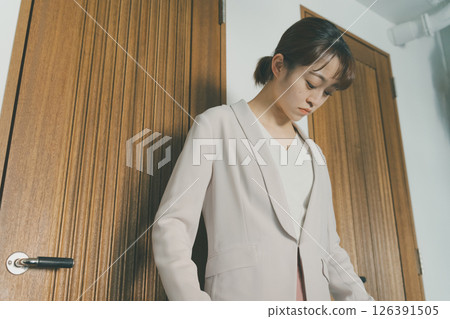 business woman, businesswoman, business 126391505