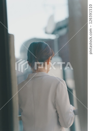 female, lady, woman 126391510