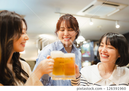 A young woman toast 126391960