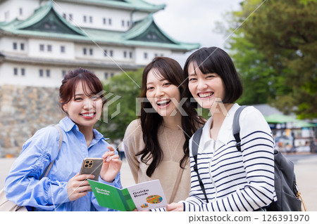 女人的旅行觀光 126391970