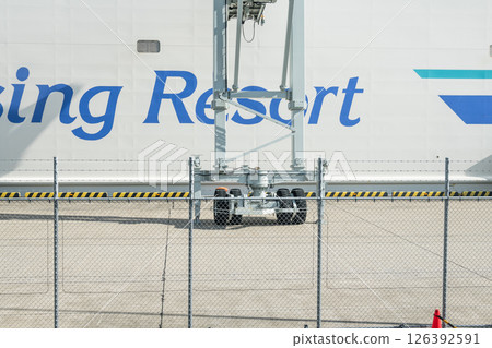 [Tokyo Kyushu Ferry, before departure of Hamayu bound for Shinmoji Port at Yokosuka Port] 126392591