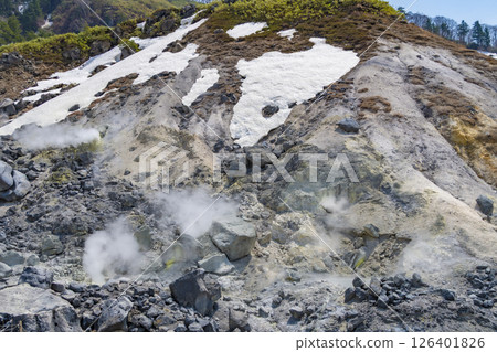 玉川溫泉,日本酸性最強的溫泉。日本秋田 玉川溫泉,日本酸性最強的溫泉。日本秋田 126401826