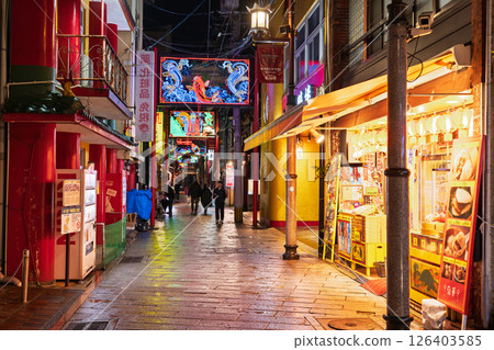 《Nagasaki Prefecture》 Nagasaki Shinchi Chinatown / Night view 《Nagasaki Prefecture》 Nagasaki Shinchi Chinatown / Night view 126403585