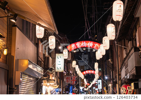 <Nagasaki Prefecture> Shinanbashi Yokocho: A nostalgic drinking district 126403734