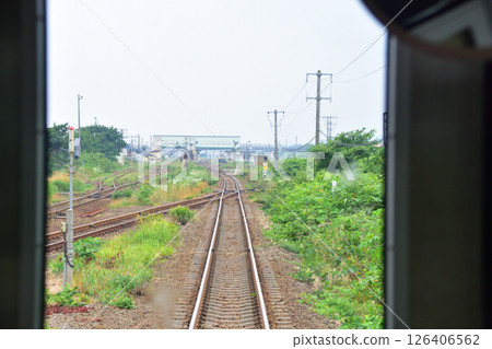 JR北海道室蘭本線長萬部站至禮文站的普通列車車窗景色(2023年夏季多雲) JR北海道室蘭本線長萬部站至禮文站的普通列車車窗景色(2023年夏季多雲) 126406562