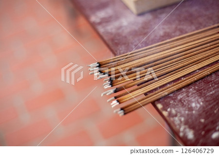 焚香祈福,祈求平安 焚香祈福,祈求平安 126406729