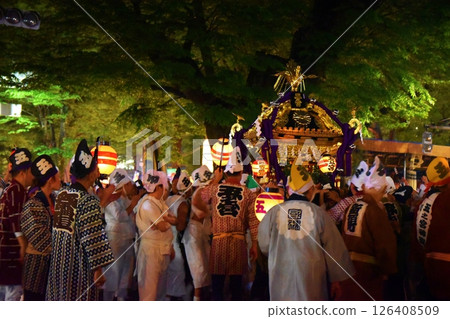 The portable shrine procession at the Kurayami Festival in Tokyo 126408509