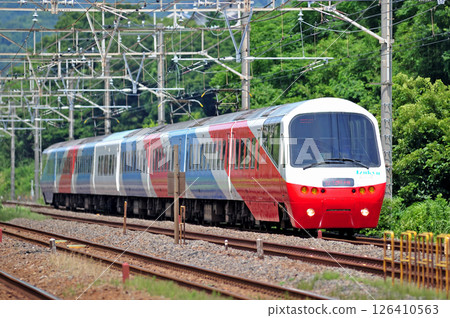Tokaido Line Ninomiya-Kozu Izukyu 2100 series R-5 formation Resort Odoriko Alpha Resort 21 126410563