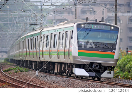 Tokaido Line Manazuru JR East E233 series 3000 series E56 train (Kozu) Tokaido Line Manazuru JR East E233 series 3000 series E56 train (Kozu) 126412984