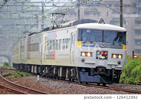 東海道本線 真鶴 JR東日本 185系列 OM09編組 (大宮) 舞子號 126412992