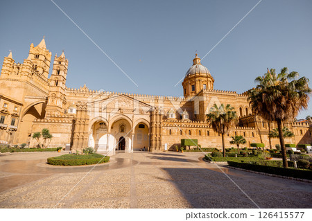 Palermo Cathedral Entrance and Dome 126415577