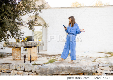 Remote call in nature 126415872