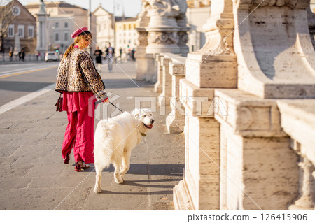 Walk by the Bridge in Rome 126415906