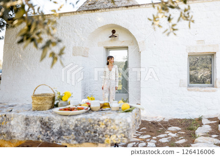 Morning sunlight at the trullo entrance 126416006